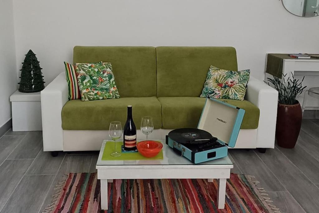 Iris Apartment Bisceglie Extérieur photo